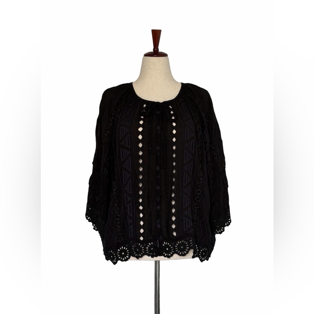 Johnny Was Black Embroidered Cupra Rayon Blouse Eyelet Lace Trim Boho Top Size L